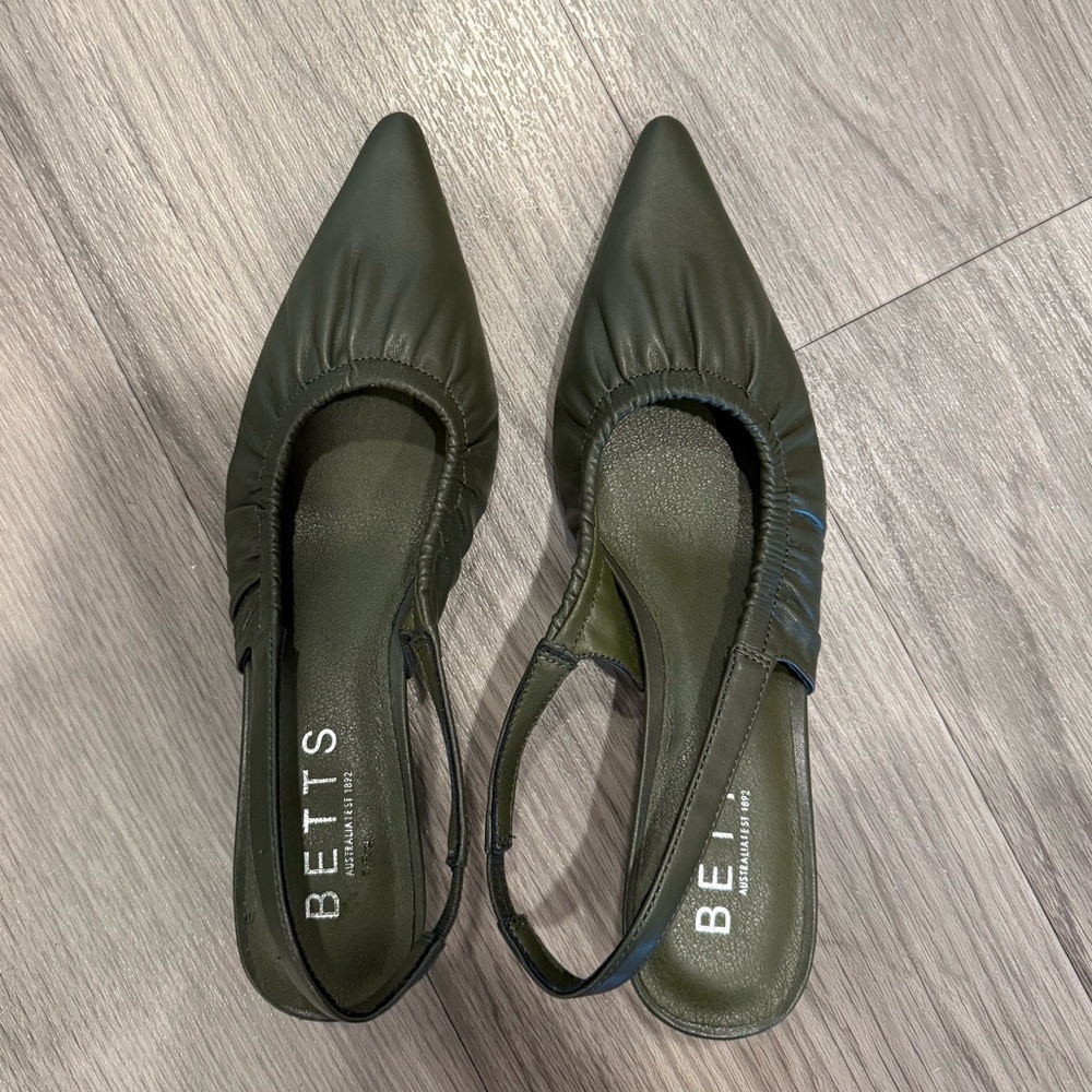 Betts Olive Green Pointed Slingback Flats (UNWORN)